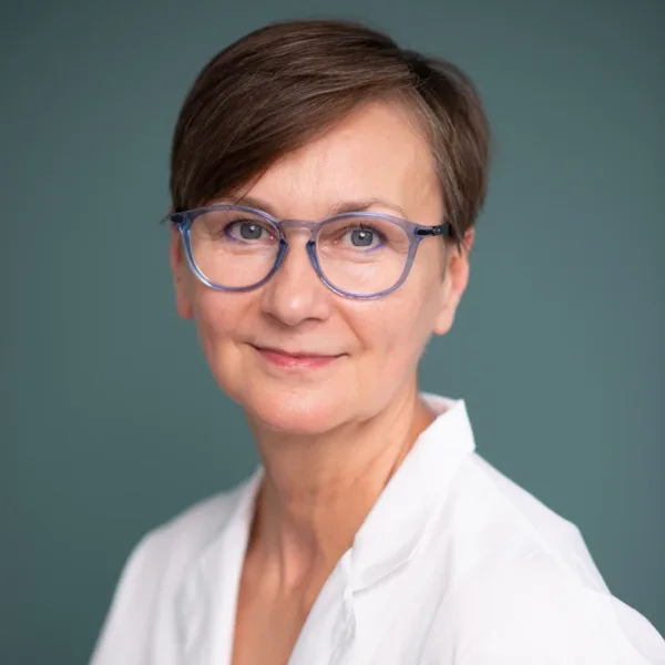 dr Ewa Miastkowska lekarz stomatolog protetyka Natolin