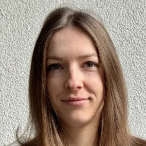 lek. stom. Alicja Brzoska - Chirurgia stomatologiczna - Stomatologia i Piekno Natolin Ursynow
