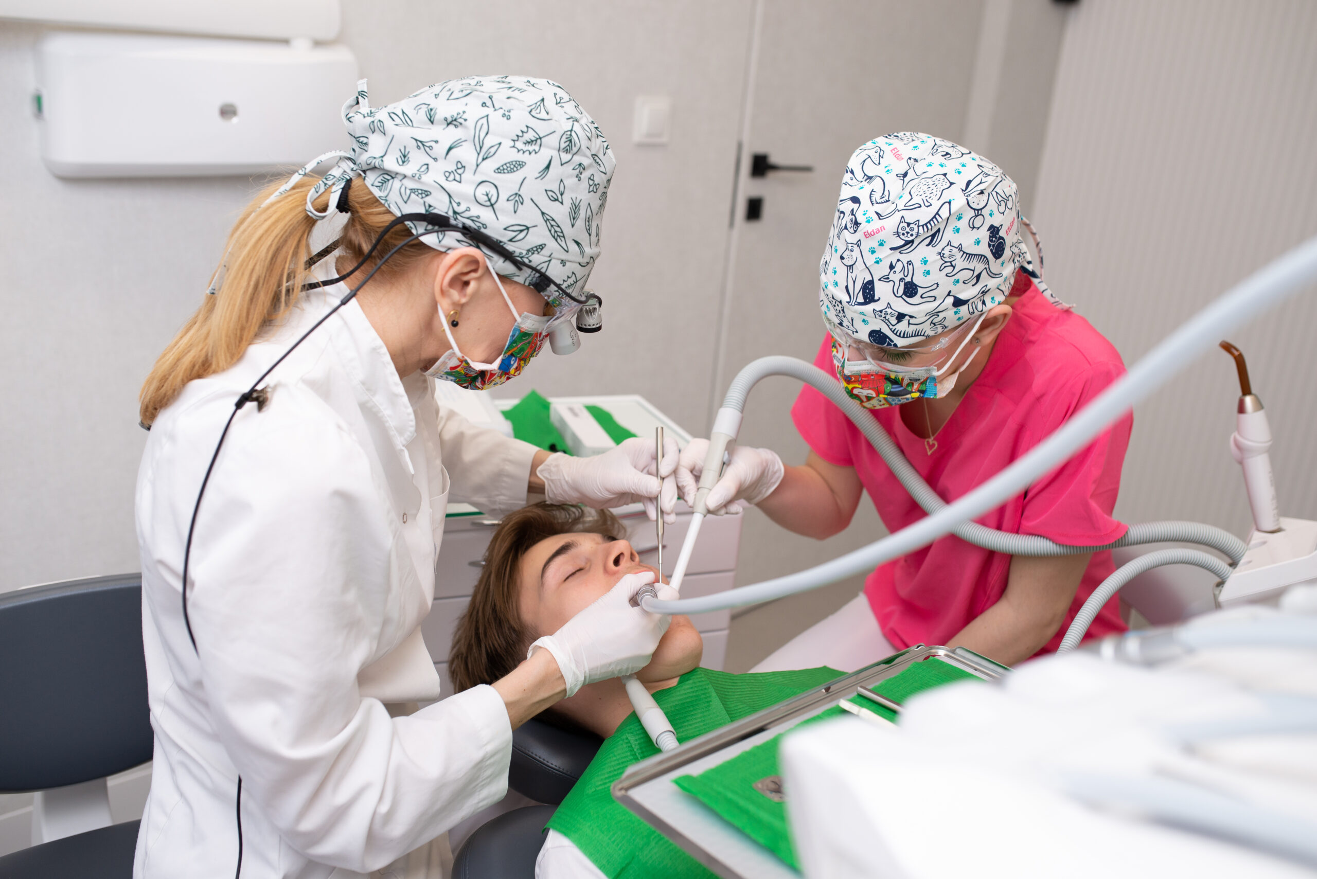 leczenie-stomatologia-zachowawcza3 Higienizacja zębów Ursynów - skaling, piaskowanie, fluoryzacja