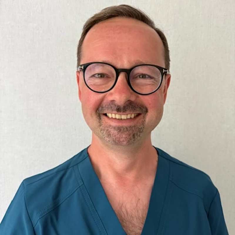 Dr Marcin Sorbian endodonta Ursynow Natolin